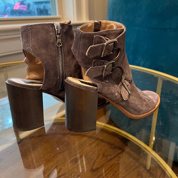 Rag and Bone Marta open toe bootie size ER: 36 1/2 US: 6 1/2. Gray suede. - Picture 4 of 5